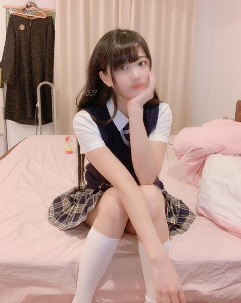 阿小婉的第一张照片--高雄闪婚服务中心