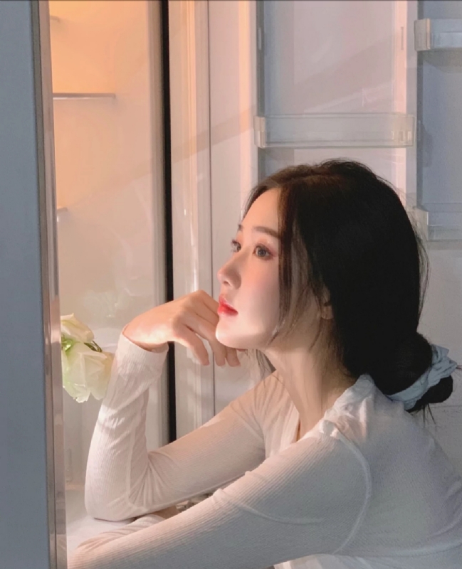 風吹過臉頰的第一张照片--高雄闪婚服务中心
