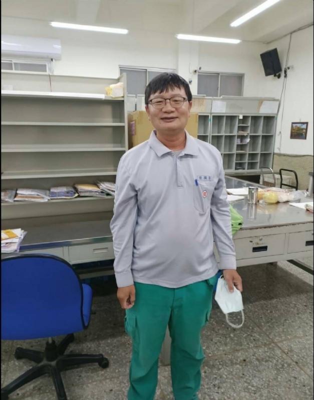 全村的希望的第一张照片--高雄闪婚服务中心