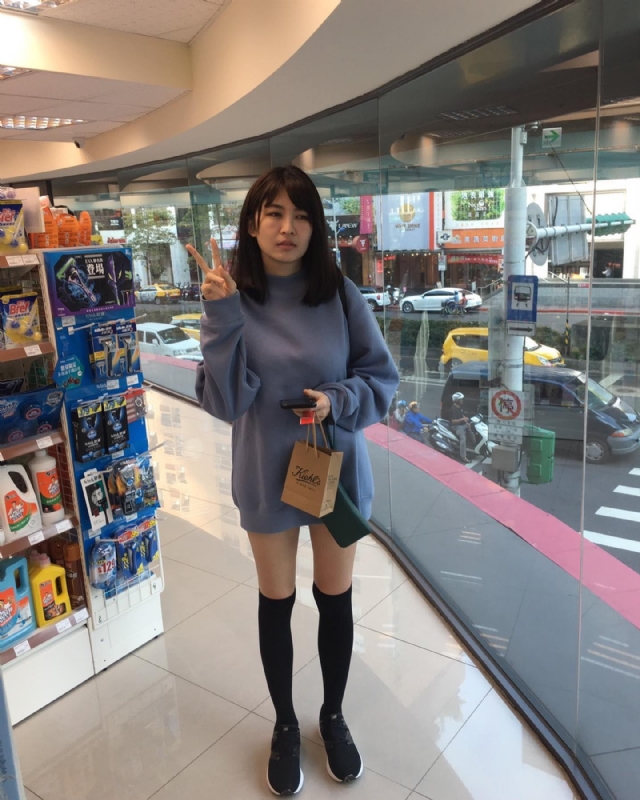 茜茜的第一张照片--高雄闪婚服务中心